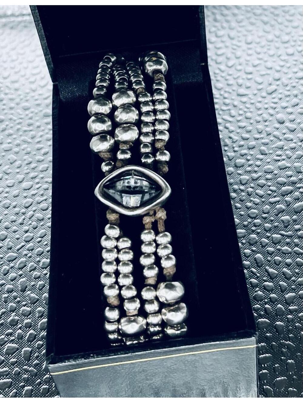 Uno de 50 RARE Bracelet 4 Strands of Silver Beads Centered With Blue Crystal 7"
